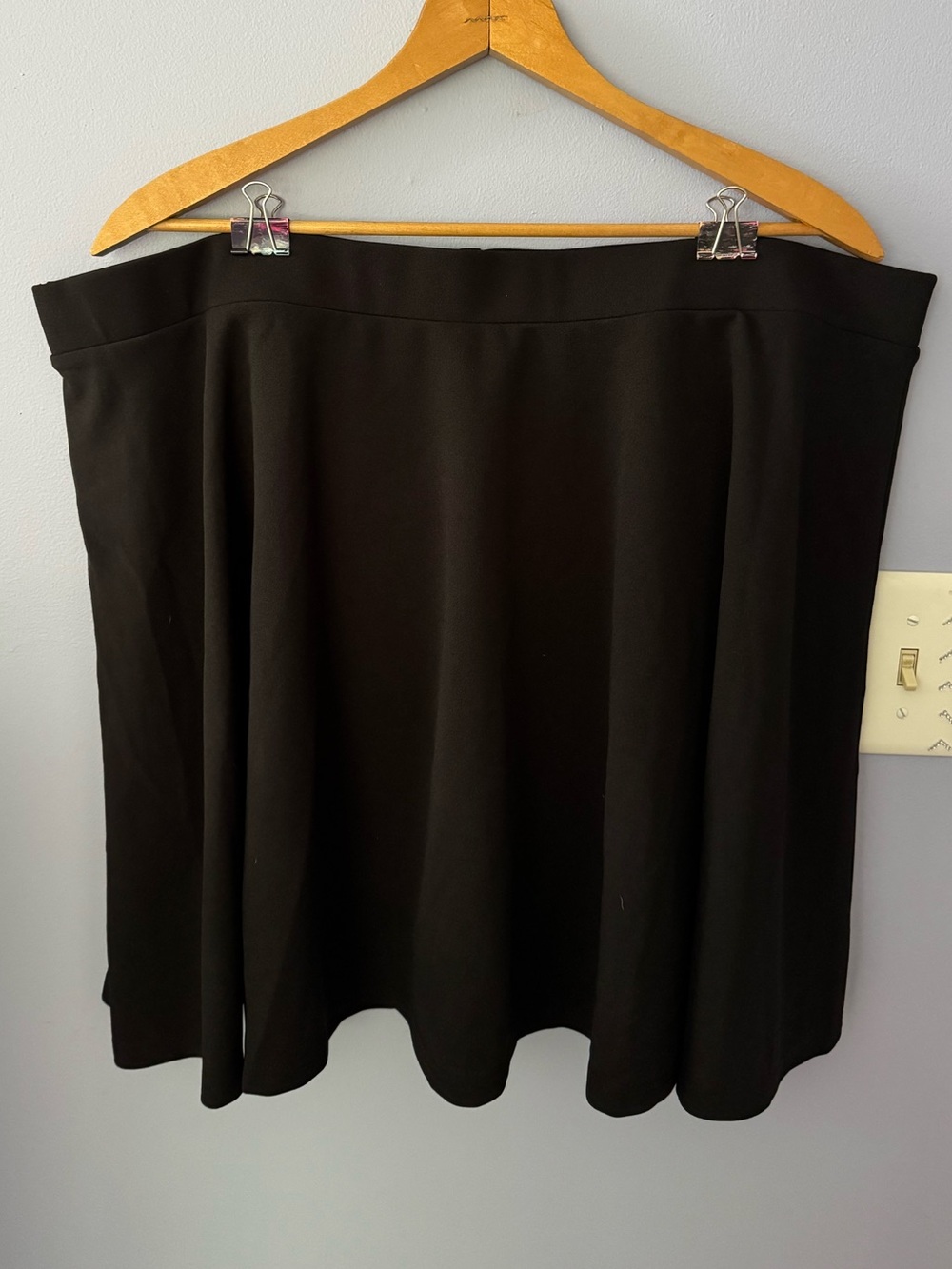 🦋NWT black mini skirt🦋